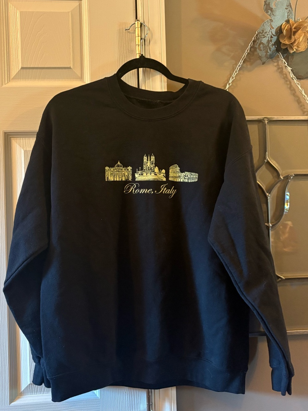 Golden Hour Rome Italy Black Crewneck Sweatshirt M/L Travel Graphic